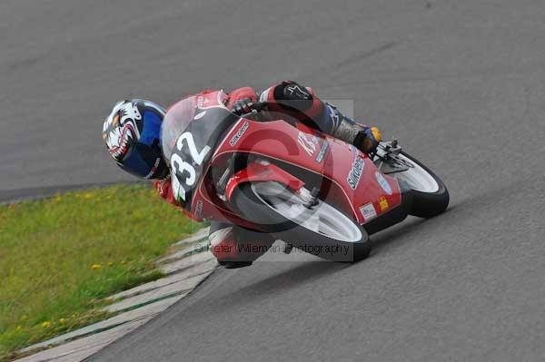 Motorcycle action photographs;Trackday digital images;Ty croes;anglesey;anglesey photographs;event digital images;eventdigitalimages;no limits trackday;peter wileman photography;trac mon;trackday;trackday photos