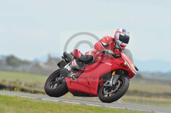 Motorcycle action photographs;Trackday digital images;Ty croes;anglesey;anglesey photographs;event digital images;eventdigitalimages;no limits trackday;peter wileman photography;trac mon;trackday;trackday photos