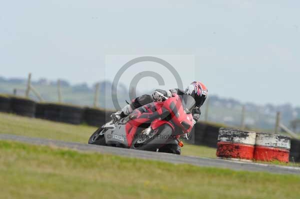 Motorcycle action photographs;Trackday digital images;Ty croes;anglesey;anglesey photographs;event digital images;eventdigitalimages;no limits trackday;peter wileman photography;trac mon;trackday;trackday photos