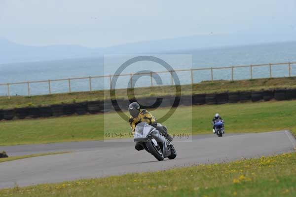 Motorcycle action photographs;Trackday digital images;Ty croes;anglesey;anglesey photographs;event digital images;eventdigitalimages;no limits trackday;peter wileman photography;trac mon;trackday;trackday photos