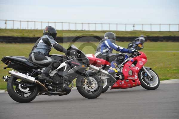 Motorcycle action photographs;Trackday digital images;Ty croes;anglesey;anglesey photographs;event digital images;eventdigitalimages;no limits trackday;peter wileman photography;trac mon;trackday;trackday photos