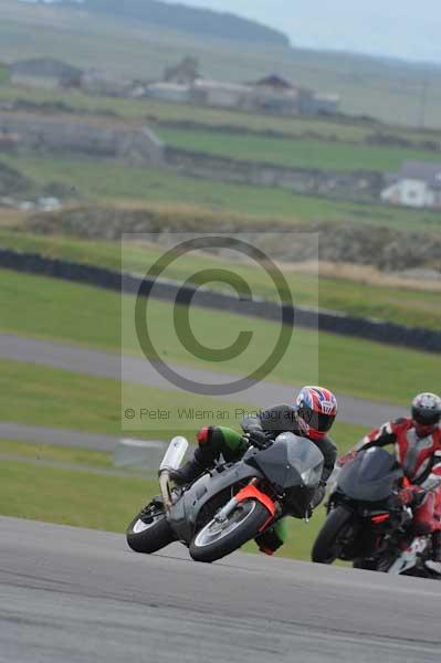 Motorcycle action photographs;Trackday digital images;Ty croes;anglesey;anglesey photographs;event digital images;eventdigitalimages;no limits trackday;peter wileman photography;trac mon;trackday;trackday photos