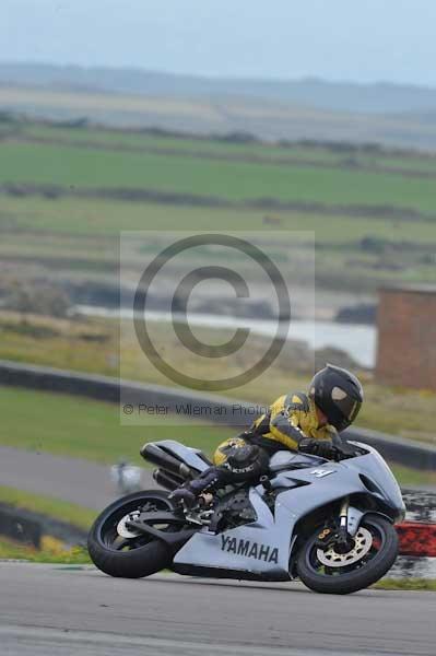 Motorcycle action photographs;Trackday digital images;Ty croes;anglesey;anglesey photographs;event digital images;eventdigitalimages;no limits trackday;peter wileman photography;trac mon;trackday;trackday photos