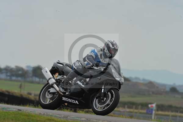 Motorcycle action photographs;Trackday digital images;Ty croes;anglesey;anglesey photographs;event digital images;eventdigitalimages;no limits trackday;peter wileman photography;trac mon;trackday;trackday photos