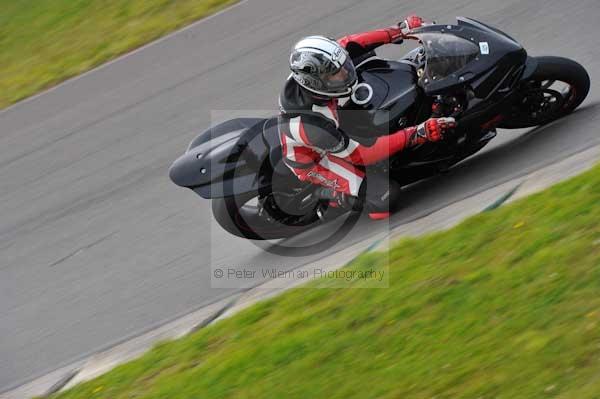 Motorcycle action photographs;Trackday digital images;Ty croes;anglesey;anglesey photographs;event digital images;eventdigitalimages;no limits trackday;peter wileman photography;trac mon;trackday;trackday photos