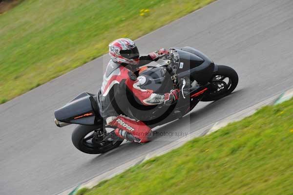 Motorcycle action photographs;Trackday digital images;Ty croes;anglesey;anglesey photographs;event digital images;eventdigitalimages;no limits trackday;peter wileman photography;trac mon;trackday;trackday photos