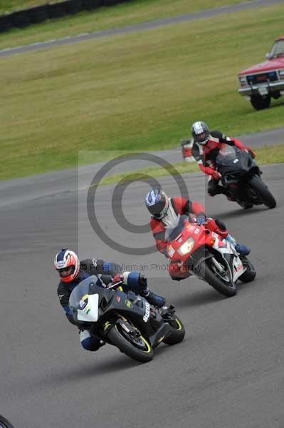 Motorcycle action photographs;Trackday digital images;Ty croes;anglesey;anglesey photographs;event digital images;eventdigitalimages;no limits trackday;peter wileman photography;trac mon;trackday;trackday photos