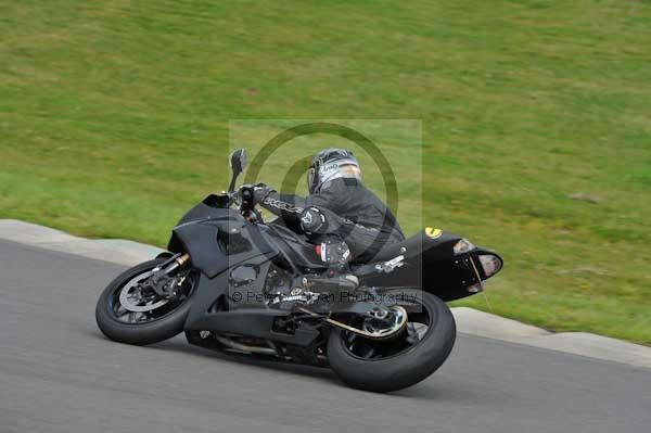 Motorcycle action photographs;Trackday digital images;Ty croes;anglesey;anglesey photographs;event digital images;eventdigitalimages;no limits trackday;peter wileman photography;trac mon;trackday;trackday photos