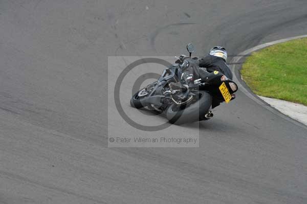 Motorcycle action photographs;Trackday digital images;Ty croes;anglesey;anglesey photographs;event digital images;eventdigitalimages;no limits trackday;peter wileman photography;trac mon;trackday;trackday photos