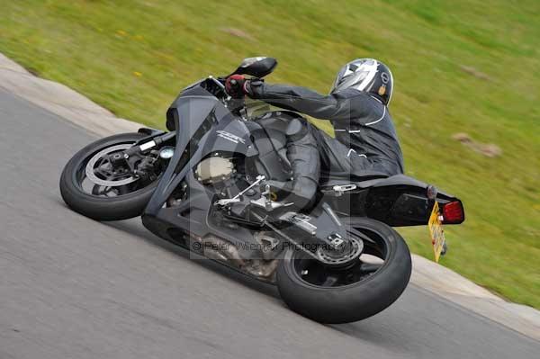 Motorcycle action photographs;Trackday digital images;Ty croes;anglesey;anglesey photographs;event digital images;eventdigitalimages;no limits trackday;peter wileman photography;trac mon;trackday;trackday photos