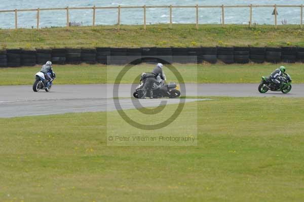 Motorcycle action photographs;Trackday digital images;Ty croes;anglesey;anglesey photographs;event digital images;eventdigitalimages;no limits trackday;peter wileman photography;trac mon;trackday;trackday photos