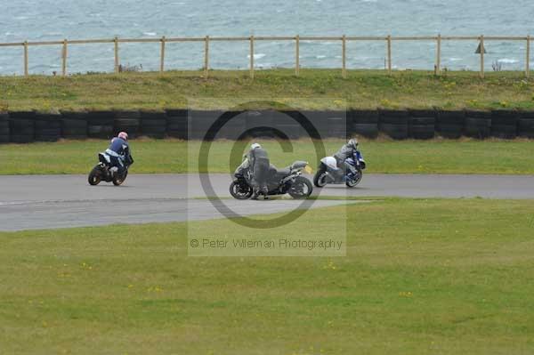 Motorcycle action photographs;Trackday digital images;Ty croes;anglesey;anglesey photographs;event digital images;eventdigitalimages;no limits trackday;peter wileman photography;trac mon;trackday;trackday photos