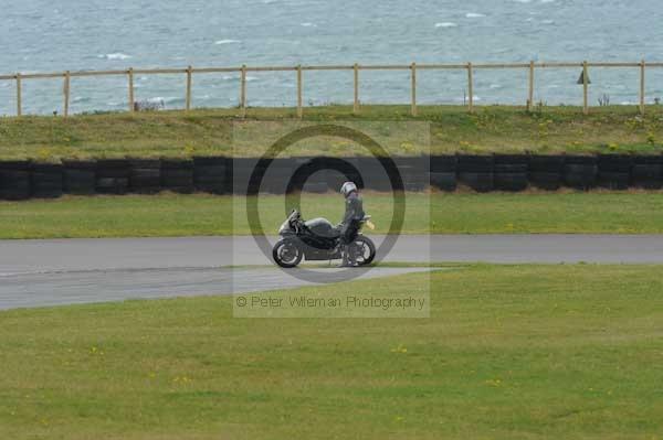 Motorcycle action photographs;Trackday digital images;Ty croes;anglesey;anglesey photographs;event digital images;eventdigitalimages;no limits trackday;peter wileman photography;trac mon;trackday;trackday photos