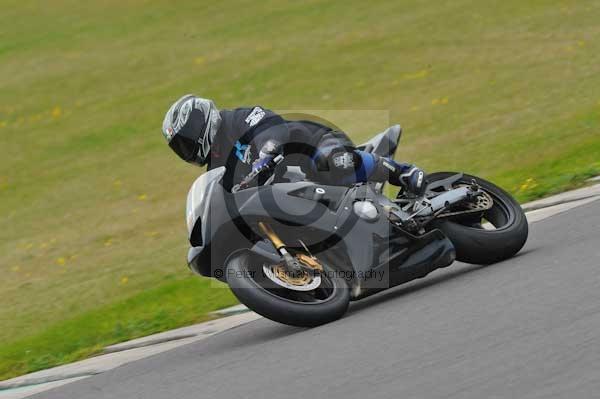 Motorcycle action photographs;Trackday digital images;Ty croes;anglesey;anglesey photographs;event digital images;eventdigitalimages;no limits trackday;peter wileman photography;trac mon;trackday;trackday photos