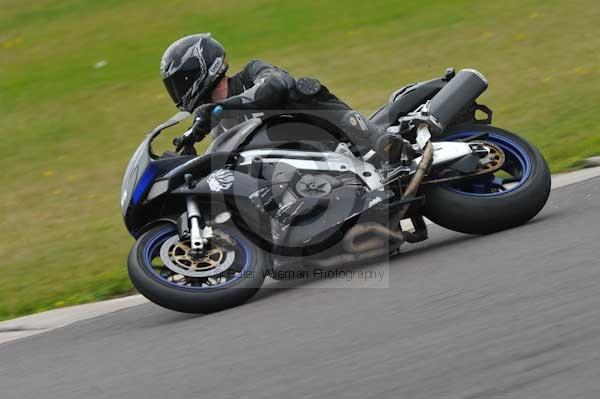 Motorcycle action photographs;Trackday digital images;Ty croes;anglesey;anglesey photographs;event digital images;eventdigitalimages;no limits trackday;peter wileman photography;trac mon;trackday;trackday photos