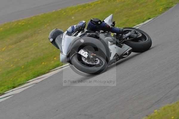 Motorcycle action photographs;Trackday digital images;Ty croes;anglesey;anglesey photographs;event digital images;eventdigitalimages;no limits trackday;peter wileman photography;trac mon;trackday;trackday photos