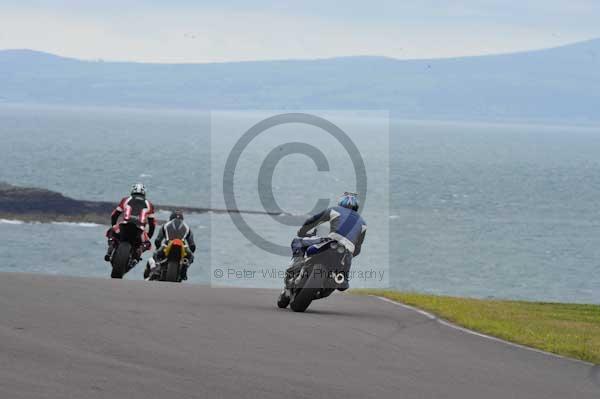 Motorcycle action photographs;Trackday digital images;Ty croes;anglesey;anglesey photographs;event digital images;eventdigitalimages;no limits trackday;peter wileman photography;trac mon;trackday;trackday photos