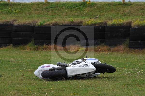 Motorcycle action photographs;Trackday digital images;Ty croes;anglesey;anglesey photographs;event digital images;eventdigitalimages;no limits trackday;peter wileman photography;trac mon;trackday;trackday photos