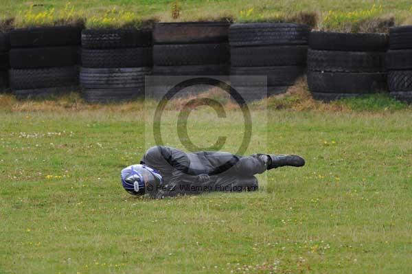 Motorcycle action photographs;Trackday digital images;Ty croes;anglesey;anglesey photographs;event digital images;eventdigitalimages;no limits trackday;peter wileman photography;trac mon;trackday;trackday photos