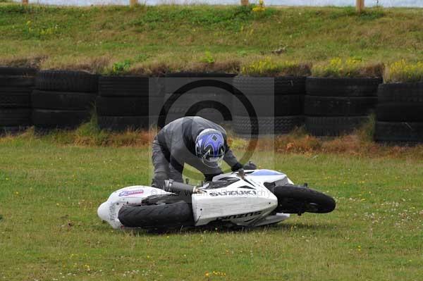 Motorcycle action photographs;Trackday digital images;Ty croes;anglesey;anglesey photographs;event digital images;eventdigitalimages;no limits trackday;peter wileman photography;trac mon;trackday;trackday photos