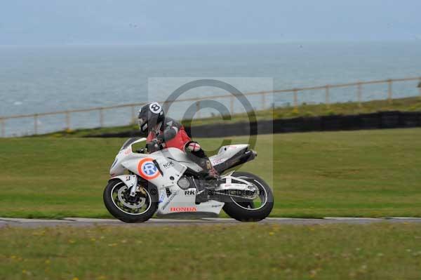 Motorcycle action photographs;Trackday digital images;Ty croes;anglesey;anglesey photographs;event digital images;eventdigitalimages;no limits trackday;peter wileman photography;trac mon;trackday;trackday photos