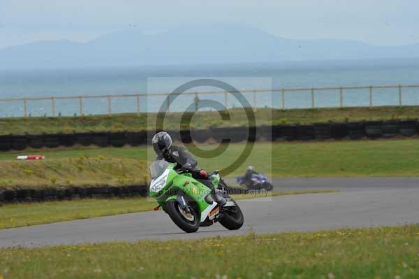 Motorcycle action photographs;Trackday digital images;Ty croes;anglesey;anglesey photographs;event digital images;eventdigitalimages;no limits trackday;peter wileman photography;trac mon;trackday;trackday photos