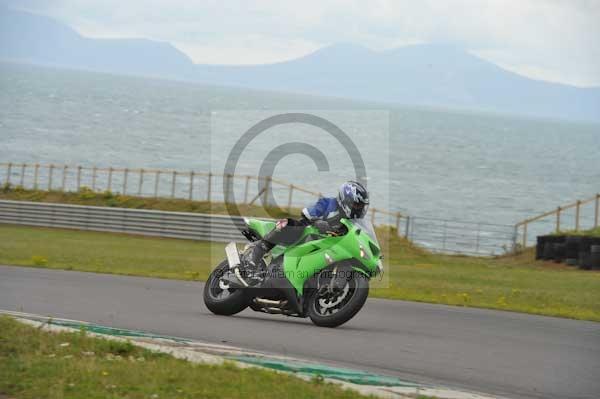 Motorcycle action photographs;Trackday digital images;Ty croes;anglesey;anglesey photographs;event digital images;eventdigitalimages;no limits trackday;peter wileman photography;trac mon;trackday;trackday photos