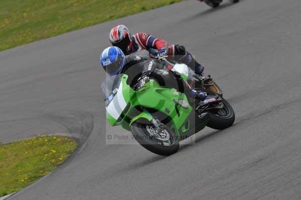 Motorcycle action photographs;Trackday digital images;Ty croes;anglesey;anglesey photographs;event digital images;eventdigitalimages;no limits trackday;peter wileman photography;trac mon;trackday;trackday photos