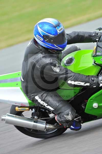 Motorcycle action photographs;Trackday digital images;Ty croes;anglesey;anglesey photographs;event digital images;eventdigitalimages;no limits trackday;peter wileman photography;trac mon;trackday;trackday photos