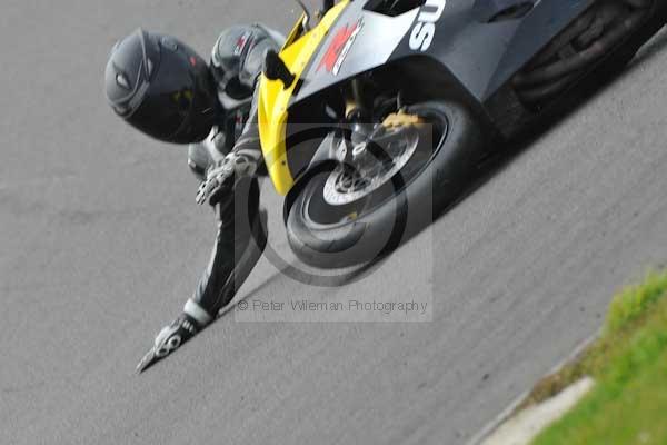 Motorcycle action photographs;Trackday digital images;Ty croes;anglesey;anglesey photographs;event digital images;eventdigitalimages;no limits trackday;peter wileman photography;trac mon;trackday;trackday photos