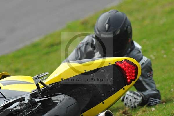 Motorcycle action photographs;Trackday digital images;Ty croes;anglesey;anglesey photographs;event digital images;eventdigitalimages;no limits trackday;peter wileman photography;trac mon;trackday;trackday photos