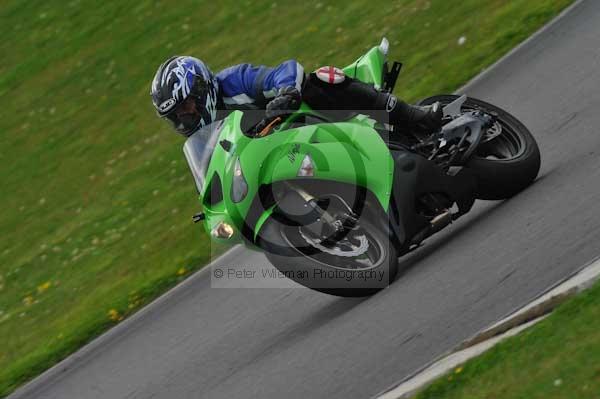 Motorcycle action photographs;Trackday digital images;Ty croes;anglesey;anglesey photographs;event digital images;eventdigitalimages;no limits trackday;peter wileman photography;trac mon;trackday;trackday photos