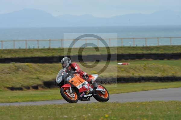 Motorcycle action photographs;Trackday digital images;Ty croes;anglesey;anglesey photographs;event digital images;eventdigitalimages;no limits trackday;peter wileman photography;trac mon;trackday;trackday photos