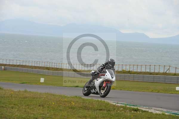 Motorcycle action photographs;Trackday digital images;Ty croes;anglesey;anglesey photographs;event digital images;eventdigitalimages;no limits trackday;peter wileman photography;trac mon;trackday;trackday photos