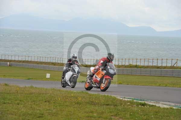 Motorcycle action photographs;Trackday digital images;Ty croes;anglesey;anglesey photographs;event digital images;eventdigitalimages;no limits trackday;peter wileman photography;trac mon;trackday;trackday photos