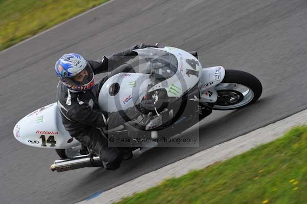 Motorcycle action photographs;Trackday digital images;Ty croes;anglesey;anglesey photographs;event digital images;eventdigitalimages;no limits trackday;peter wileman photography;trac mon;trackday;trackday photos