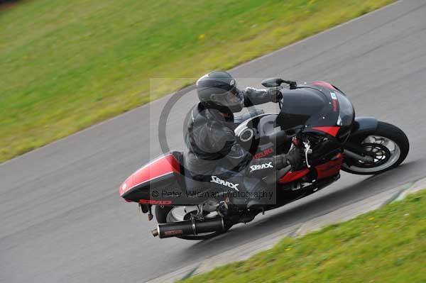 Motorcycle action photographs;Trackday digital images;Ty croes;anglesey;anglesey photographs;event digital images;eventdigitalimages;no limits trackday;peter wileman photography;trac mon;trackday;trackday photos