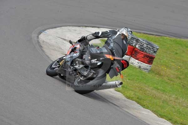 Motorcycle action photographs;Trackday digital images;Ty croes;anglesey;anglesey photographs;event digital images;eventdigitalimages;no limits trackday;peter wileman photography;trac mon;trackday;trackday photos