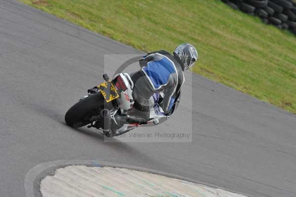 Motorcycle action photographs;Trackday digital images;Ty croes;anglesey;anglesey photographs;event digital images;eventdigitalimages;no limits trackday;peter wileman photography;trac mon;trackday;trackday photos