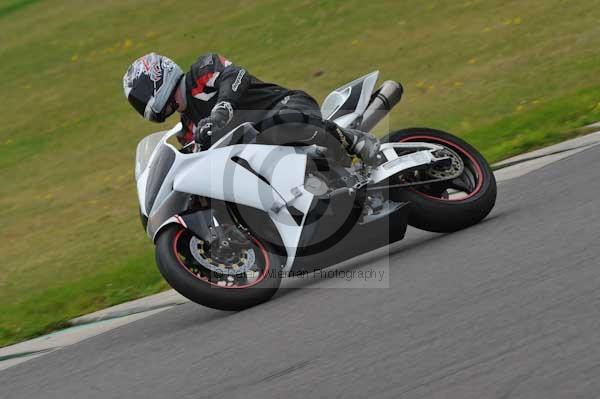 Motorcycle action photographs;Trackday digital images;Ty croes;anglesey;anglesey photographs;event digital images;eventdigitalimages;no limits trackday;peter wileman photography;trac mon;trackday;trackday photos