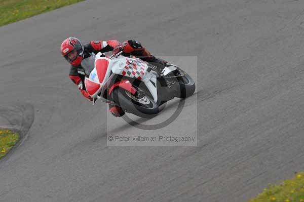 Motorcycle action photographs;Trackday digital images;Ty croes;anglesey;anglesey photographs;event digital images;eventdigitalimages;no limits trackday;peter wileman photography;trac mon;trackday;trackday photos