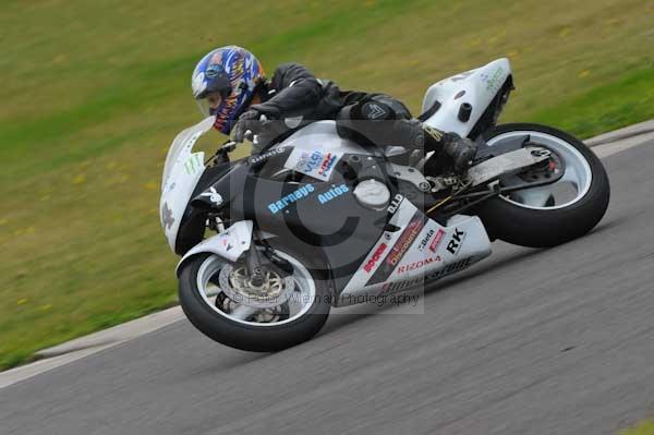 Motorcycle action photographs;Trackday digital images;Ty croes;anglesey;anglesey photographs;event digital images;eventdigitalimages;no limits trackday;peter wileman photography;trac mon;trackday;trackday photos