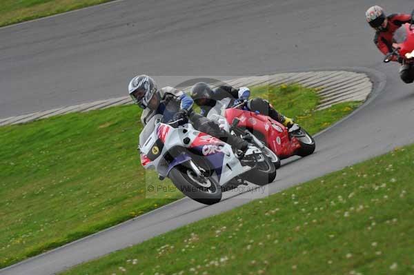 Motorcycle action photographs;Trackday digital images;Ty croes;anglesey;anglesey photographs;event digital images;eventdigitalimages;no limits trackday;peter wileman photography;trac mon;trackday;trackday photos