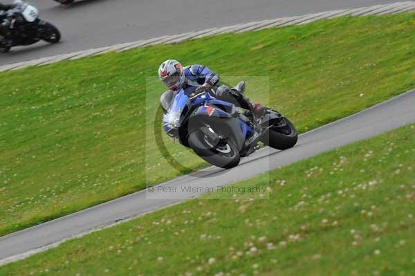 Motorcycle action photographs;Trackday digital images;Ty croes;anglesey;anglesey photographs;event digital images;eventdigitalimages;no limits trackday;peter wileman photography;trac mon;trackday;trackday photos