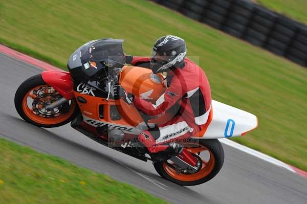 Motorcycle action photographs;Trackday digital images;Ty croes;anglesey;anglesey photographs;event digital images;eventdigitalimages;no limits trackday;peter wileman photography;trac mon;trackday;trackday photos