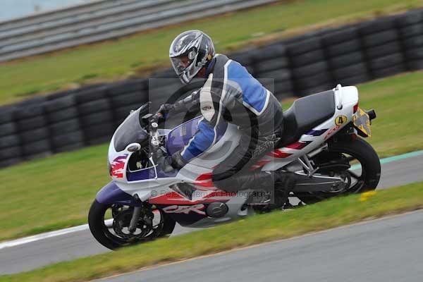 Motorcycle action photographs;Trackday digital images;Ty croes;anglesey;anglesey photographs;event digital images;eventdigitalimages;no limits trackday;peter wileman photography;trac mon;trackday;trackday photos