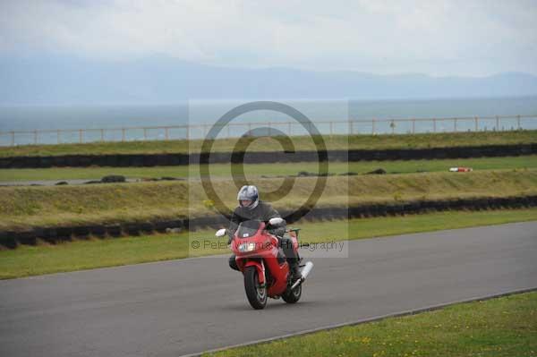 Motorcycle action photographs;Trackday digital images;Ty croes;anglesey;anglesey photographs;event digital images;eventdigitalimages;no limits trackday;peter wileman photography;trac mon;trackday;trackday photos