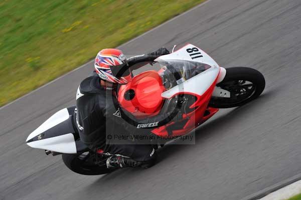 Motorcycle action photographs;Trackday digital images;Ty croes;anglesey;anglesey photographs;event digital images;eventdigitalimages;no limits trackday;peter wileman photography;trac mon;trackday;trackday photos