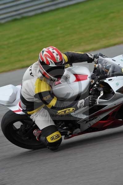 Motorcycle action photographs;Trackday digital images;Ty croes;anglesey;anglesey photographs;event digital images;eventdigitalimages;no limits trackday;peter wileman photography;trac mon;trackday;trackday photos