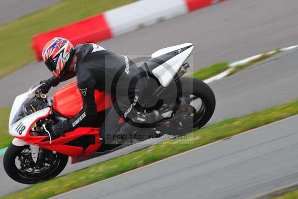 Motorcycle action photographs;Trackday digital images;Ty croes;anglesey;anglesey photographs;event digital images;eventdigitalimages;no limits trackday;peter wileman photography;trac mon;trackday;trackday photos